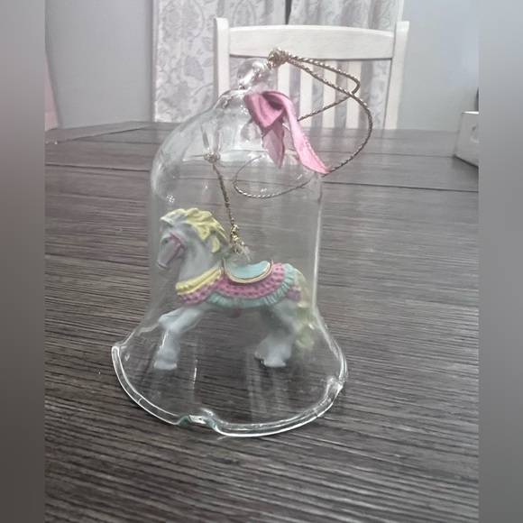 Vintage Carrousel Ornament Crystal Bell   Porcelain Bisque Horses in box - Picture 5 of 9